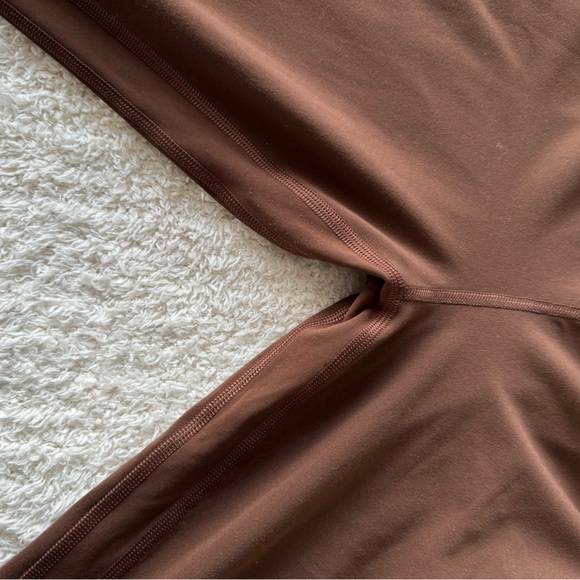 Lululemon align high rise mini boot 32 inch in JAVA size 8 like new condition - Picture 3 of 6